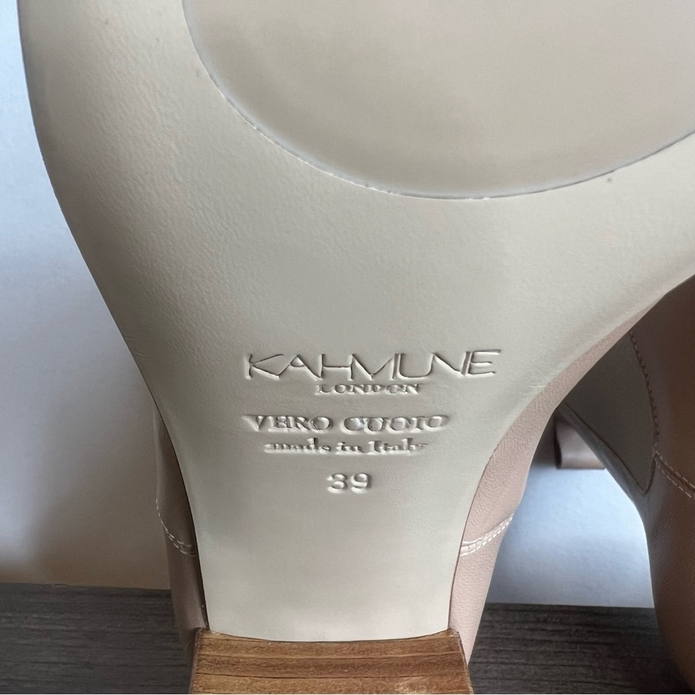 Kahmune Mila Women's Pull On Beige Leather Heeled Bootie Size 39 aka 8.5 #588 - Picture 9 of 10